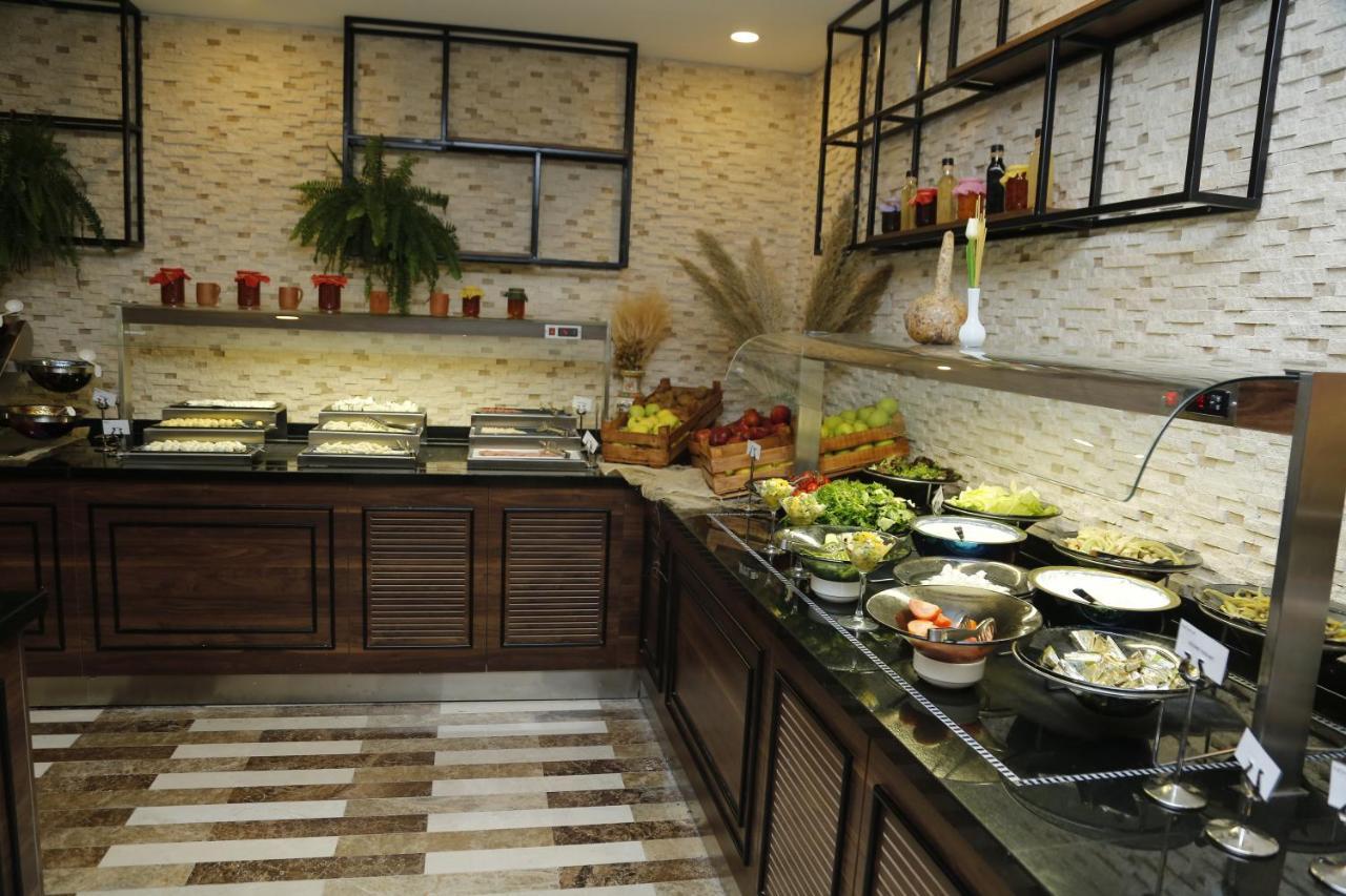 Noax Hotel Μερσίνη Εξωτερικό φωτογραφία