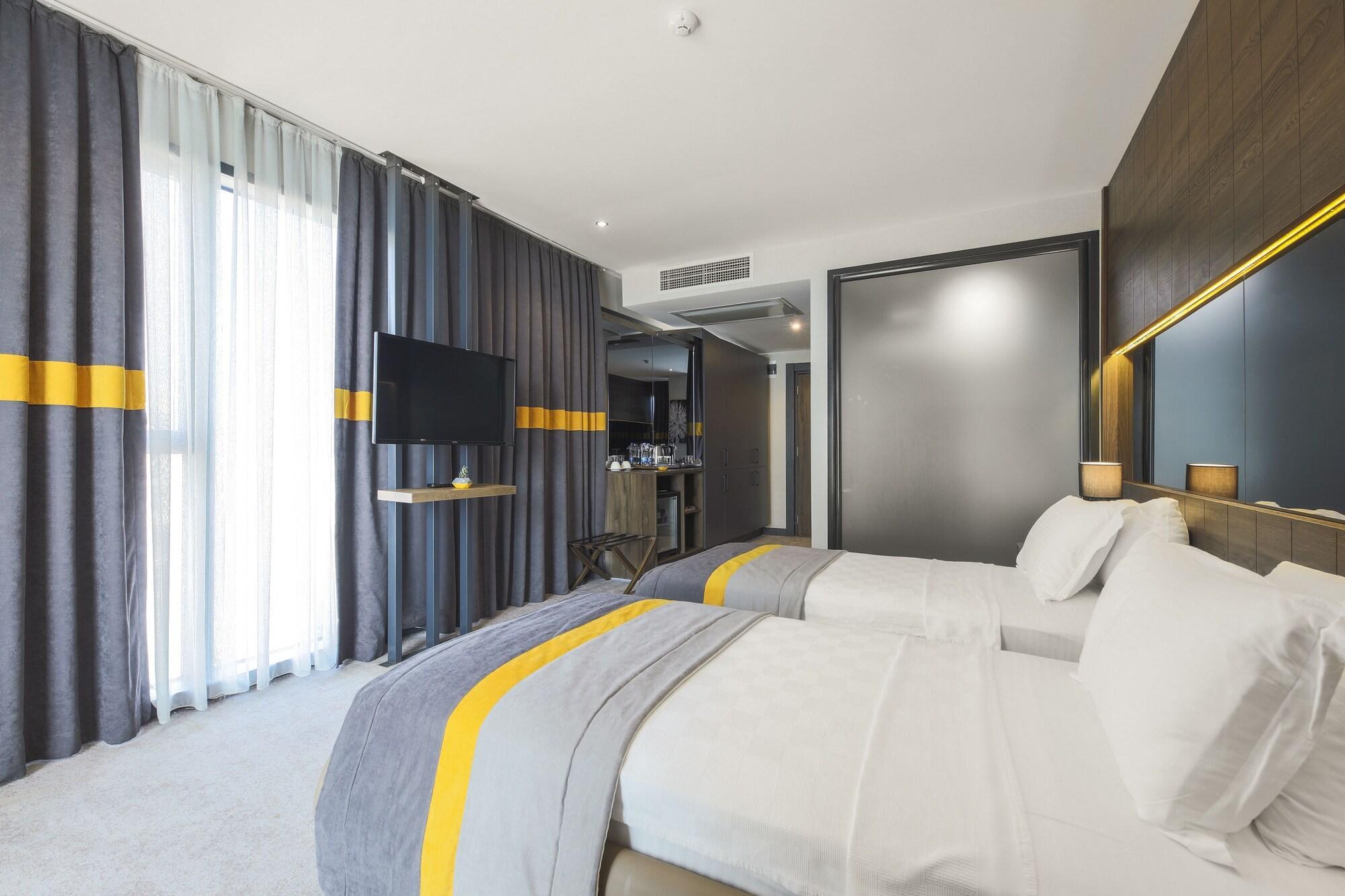 Noax Hotel Μερσίνη Εξωτερικό φωτογραφία