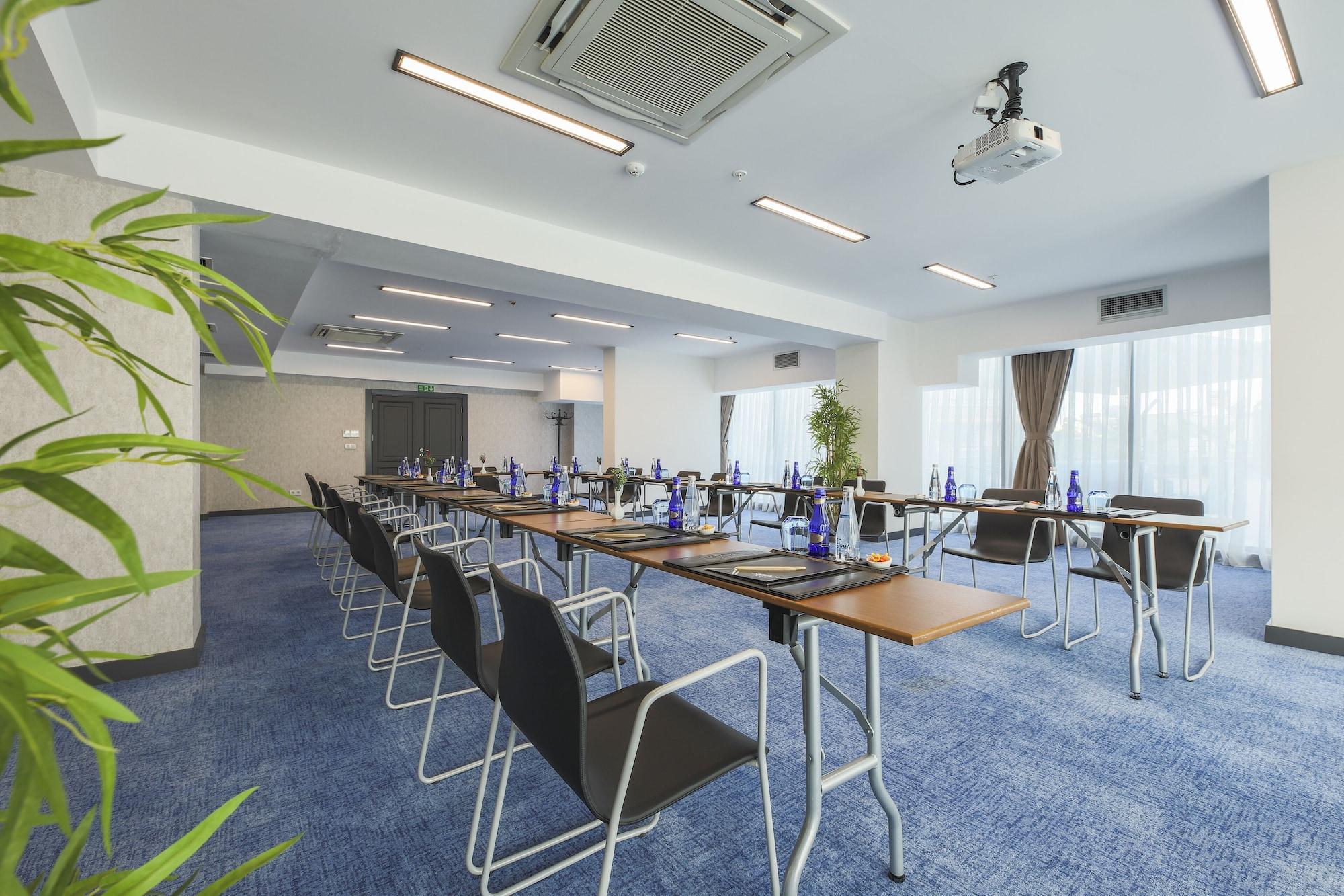 Noax Hotel Μερσίνη Εξωτερικό φωτογραφία