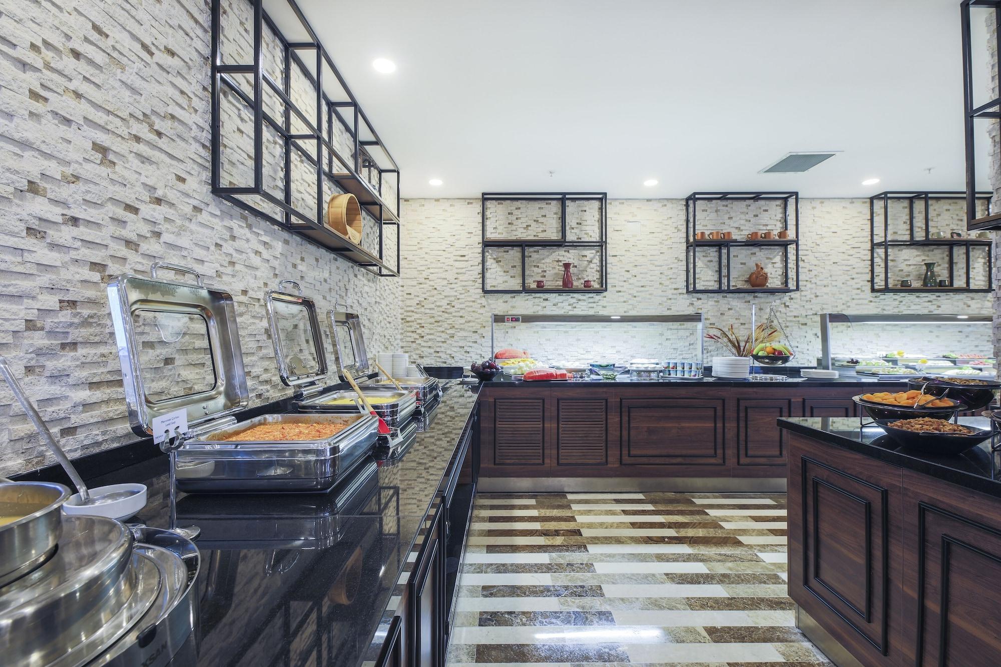 Noax Hotel Μερσίνη Εξωτερικό φωτογραφία