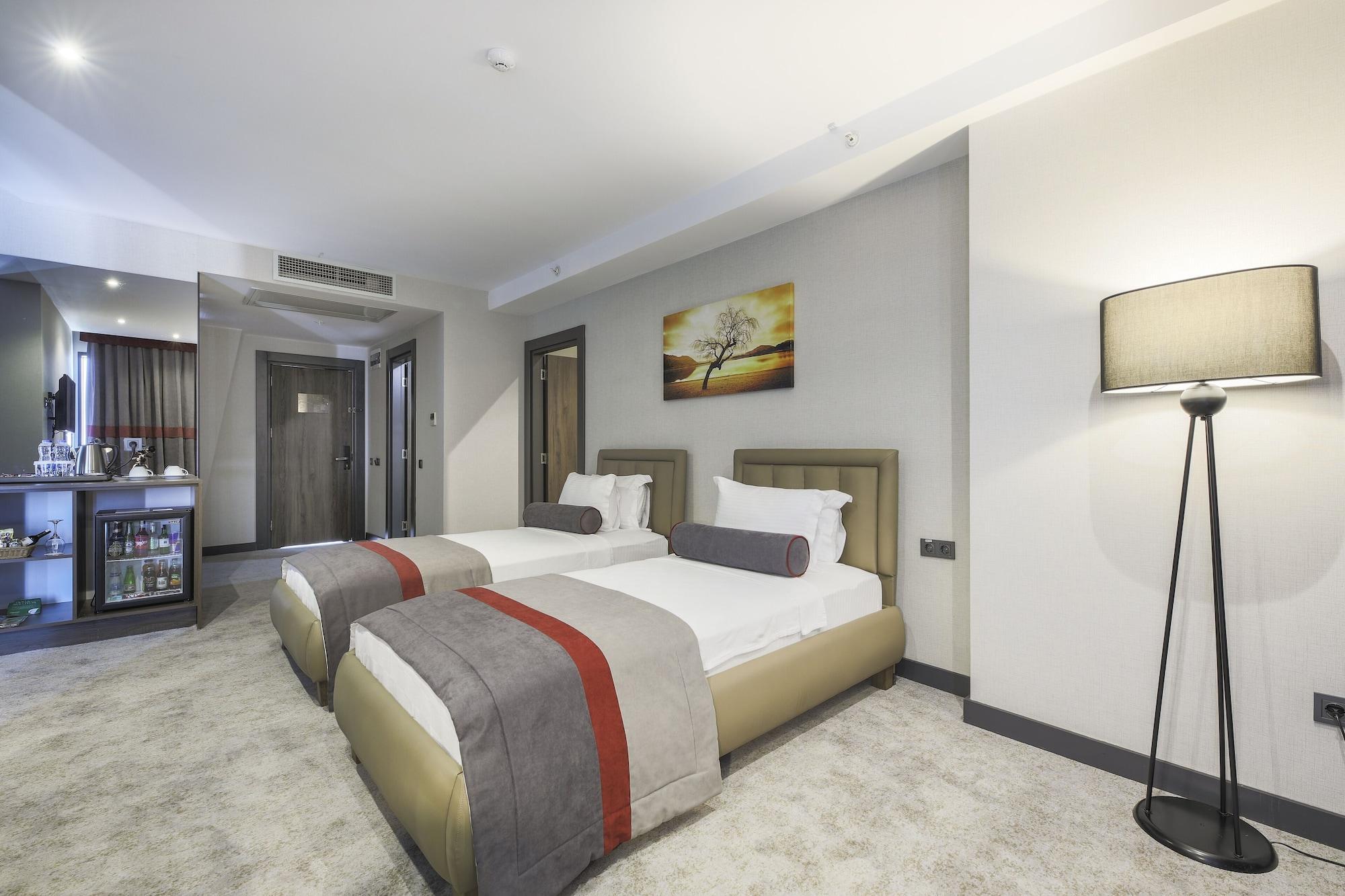 Noax Hotel Μερσίνη Εξωτερικό φωτογραφία